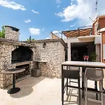 Villa Jakov