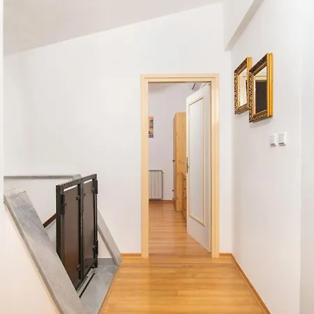 Jakov Дубрава