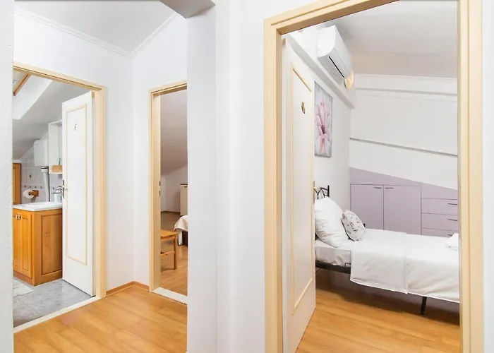 Jakov Dubrava (Sibenik-Knin)